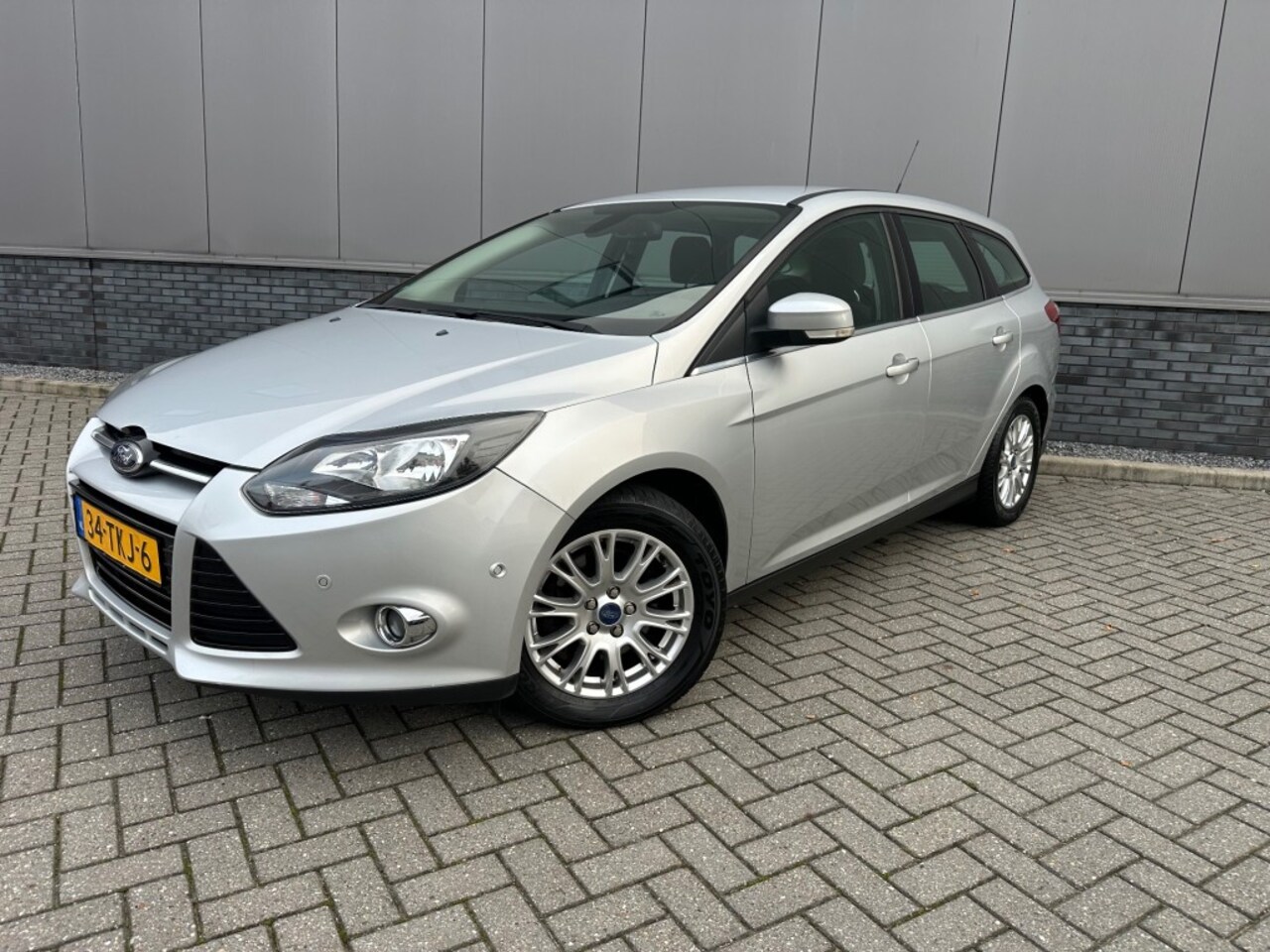 Ford Focus - 1.6 EcoBoost Titanium+Navi Nwe APK - AutoWereld.nl