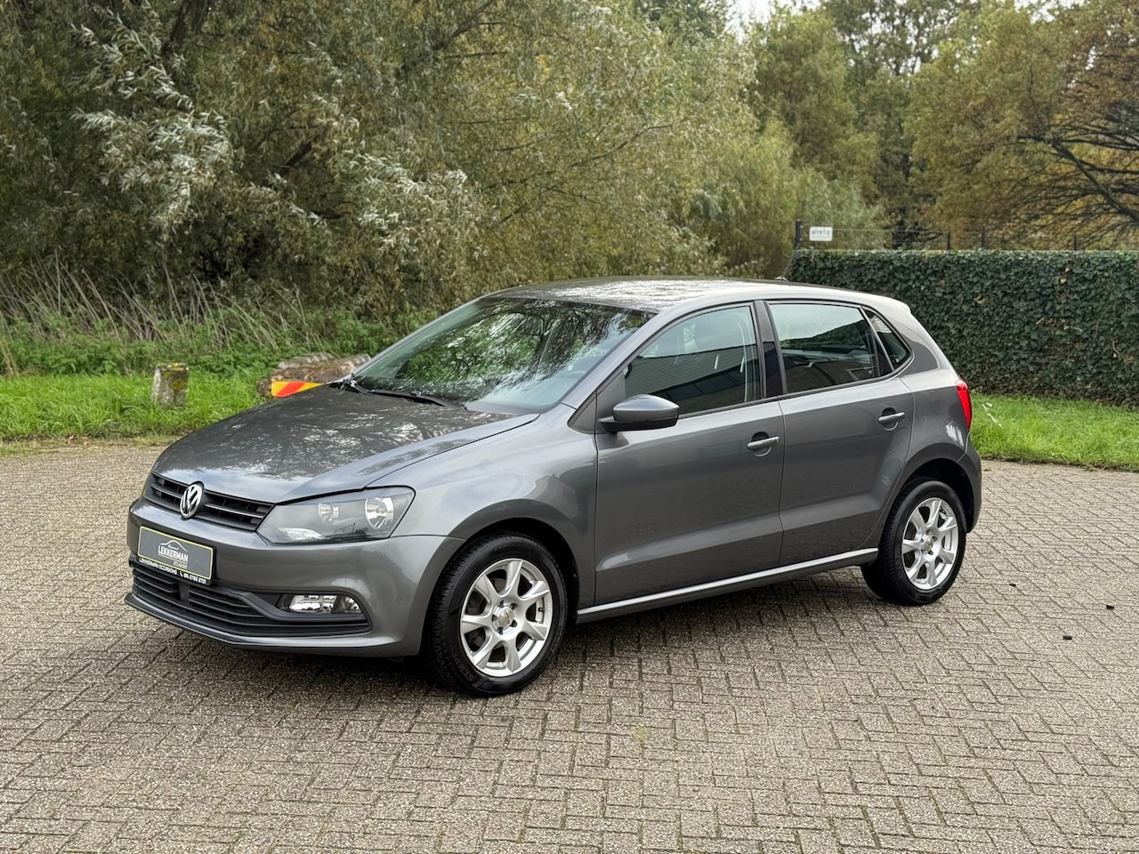 Volkswagen Polo - 1.0 BlueMotion BLUETOOTH I AIRCO I NWE APK I 5DRS I CENTRAAL - AutoWereld.nl