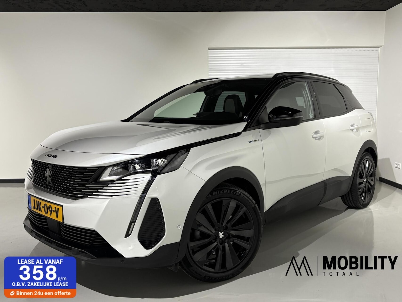 Peugeot 3008 - 1.6 HYbrid4 300PK GT|Black Pack|Panodak|4x4|360|Carplay|Navi|FOCAL|PDC|ACC|Side assist|Lan - AutoWereld.nl