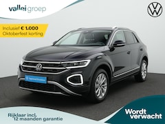 Volkswagen T-Roc - 1.5 TSI 150 pk DSG Style | Trekhaak | Park Assist | Stoelverwarming | Adaptive Cruise | Er
