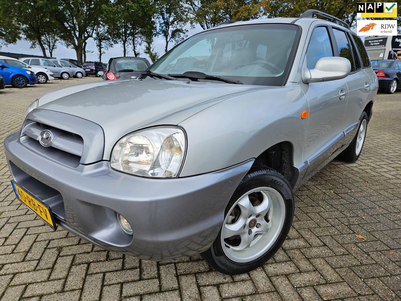 Hyundai Santa Fe - 2.0i-16V Motion 2005. Airco/Lichtmetaal/Trekhaak etc.. APK 10-2026 - AutoWereld.nl