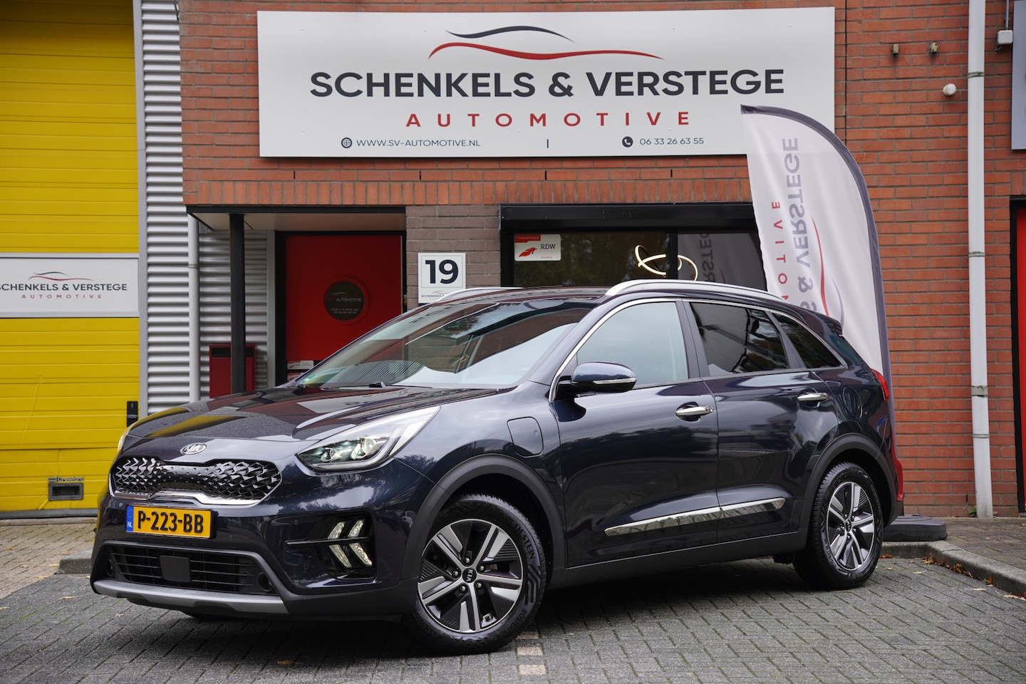 Kia Niro - 1.6 GDi PHEV DynamicLine / Facelift / Stoel + Stuur verwarming / Camera / JBL / Trekhaak / - AutoWereld.nl
