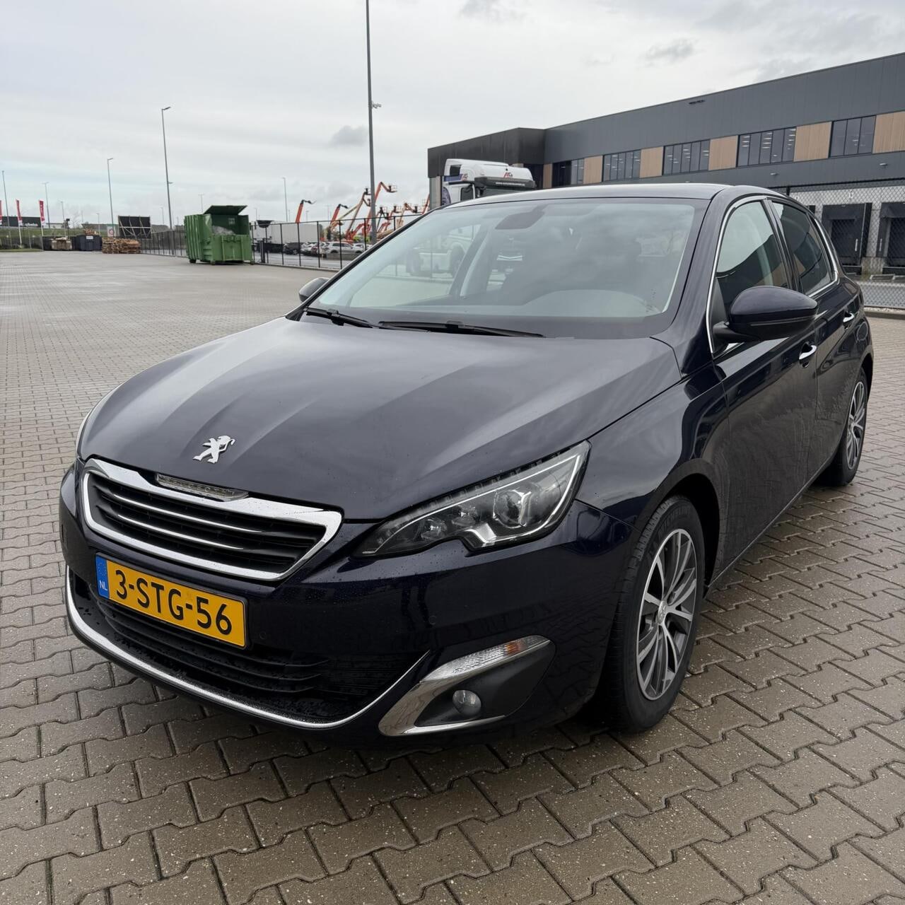 Peugeot 308 - 1.6 Allure | Panoramadak | Airco | PDC ! - AutoWereld.nl