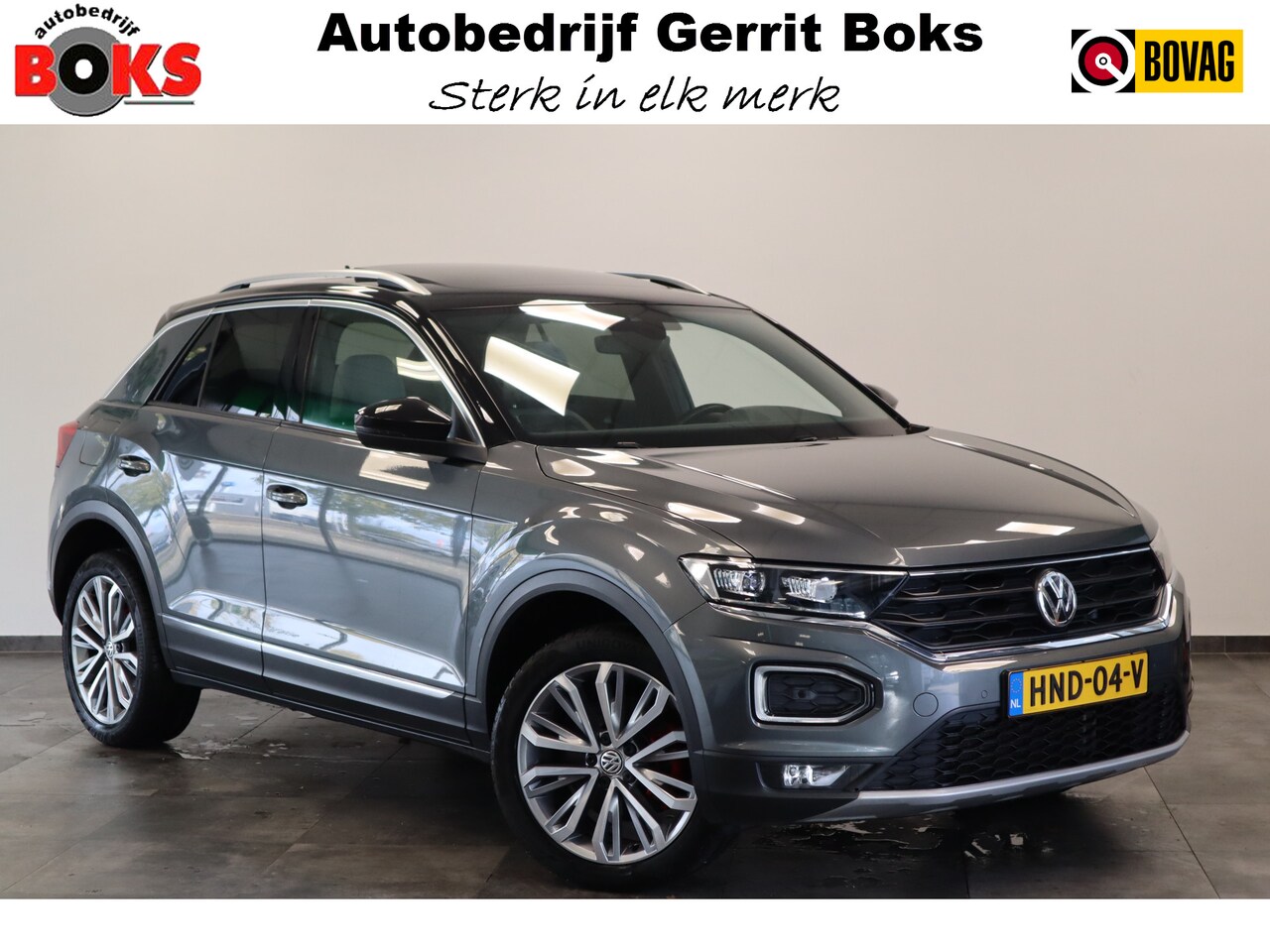 Volkswagen T-Roc - 1.5 TSI Sport ACC PDC Navi Panoramadak Leder Automaat 150PK! - AutoWereld.nl