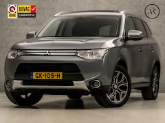 Mitsubishi Outlander - 2.0 PHEV X-Line 204Pk Automaat (SCHUIFDAK, NAVIGATIE, CAMERA, LEDEREN SPORTSTOELEN, STOELV