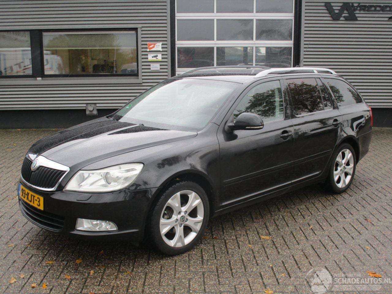 Skoda Octavia Combi - 1.4 TSI Elegance automaat - AutoWereld.nl