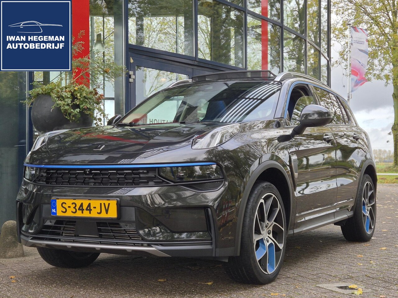 Lynk & Co 01 - 1.5 | Panoramadak | Navigatie | Climate Control | 20 inch | Cruise Control - AutoWereld.nl