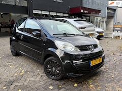 Peugeot 107 - 1.0-12V XR airco