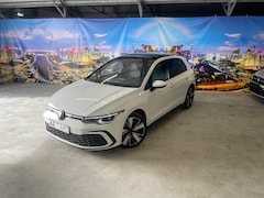 Volkswagen Golf - 1.4 eHybrid GTE 245 PK Full LED Pano Cam IQ