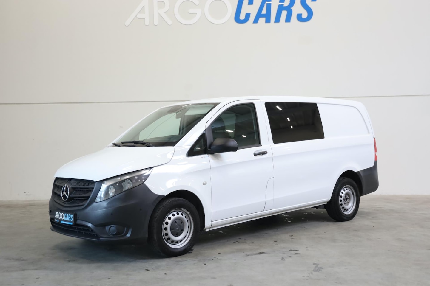 Mercedes-Benz Vito - 111 CDI LANG DUBBEL CAB 6 ZITS CLIMA PDC NAVI LEDER TRKHAAK LEASE & INRUIL MOGELIJK TOP BU - AutoWereld.nl