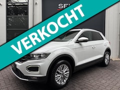 Volkswagen T-Roc - 1.5 TSI Style 150Pk Xenon/LED/ACC/Climate/Camera/Car Play/Navi/Stoelverwarming/Blind Spot/