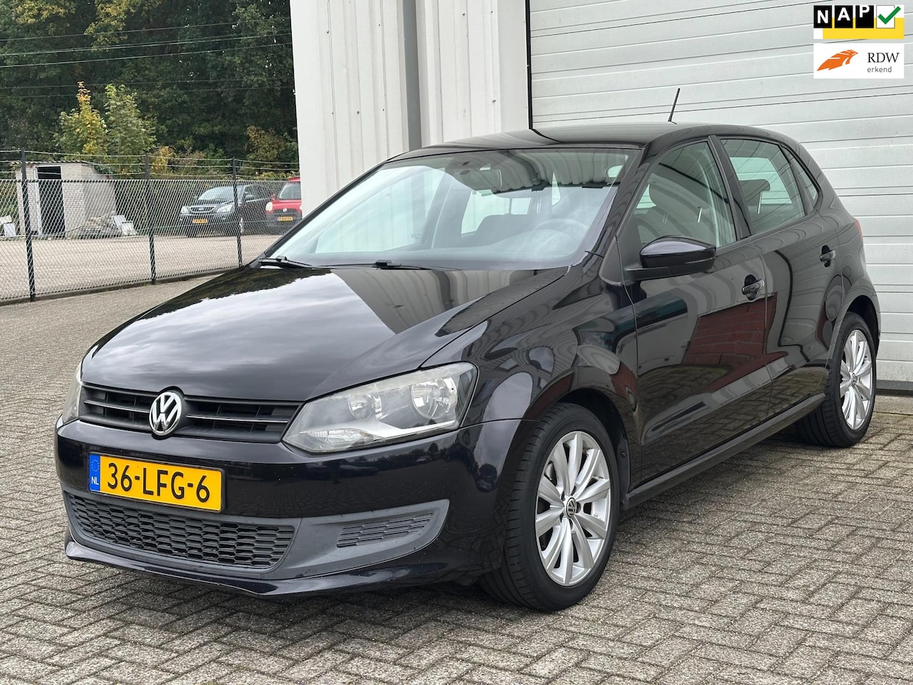 Volkswagen Polo - 1.2 TSI 105pk 6 bak Comfortline, Airco, Cruise, Elek Pack, Lm Velgen ! - AutoWereld.nl