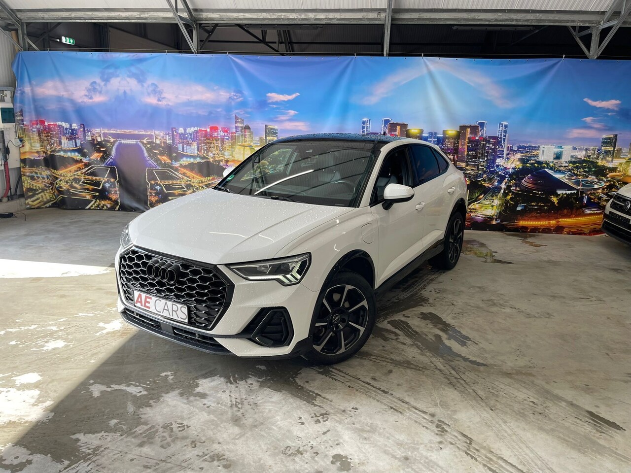 Audi Q3 Sportback - 45 TFSI e S Edition S EDITION | PANORAMADAK | ADAPTIVE CRUISE | MATRIX-LED | | AMBIANCE IN - AutoWereld.nl