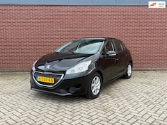 Peugeot 208 - 1.2 VTi Allure 5-deurs / Airco / Pdc / Cruise / Trekhaak / Pano