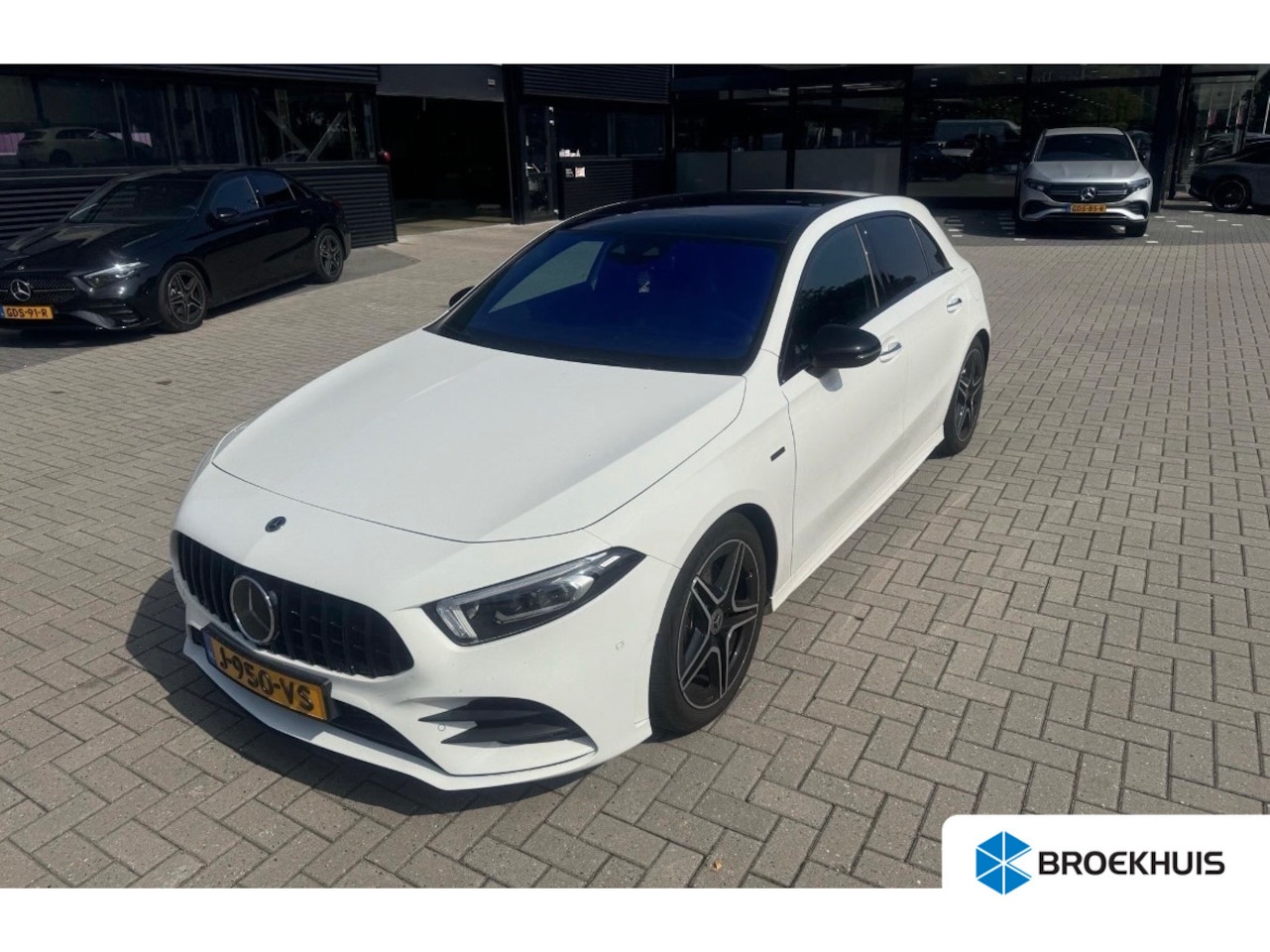 Mercedes-Benz A-klasse - 250 e Business Solution AMG Limited Uniek! | Complete AMG Styling | Panorama Dak | Elek. S - AutoWereld.nl