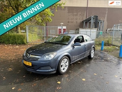 Opel Astra GTC - 1.4 Edition LEUKE AUTO RIJDT EN SCHAKELT GOED