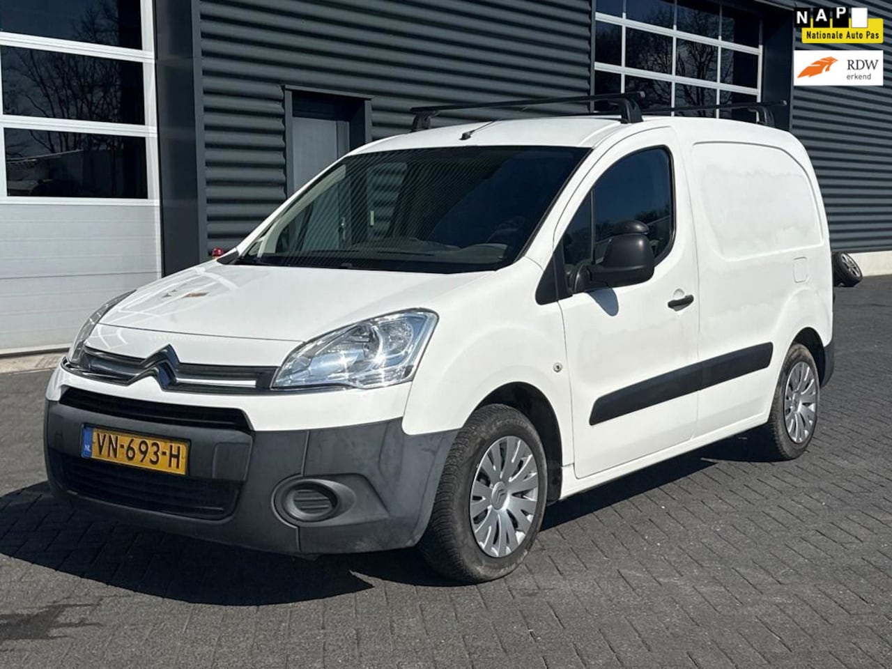 Citroën Berlingo - 1.6 e-HDI 500 Comfort 1.6 e-HDI 500 Comfort - AutoWereld.nl