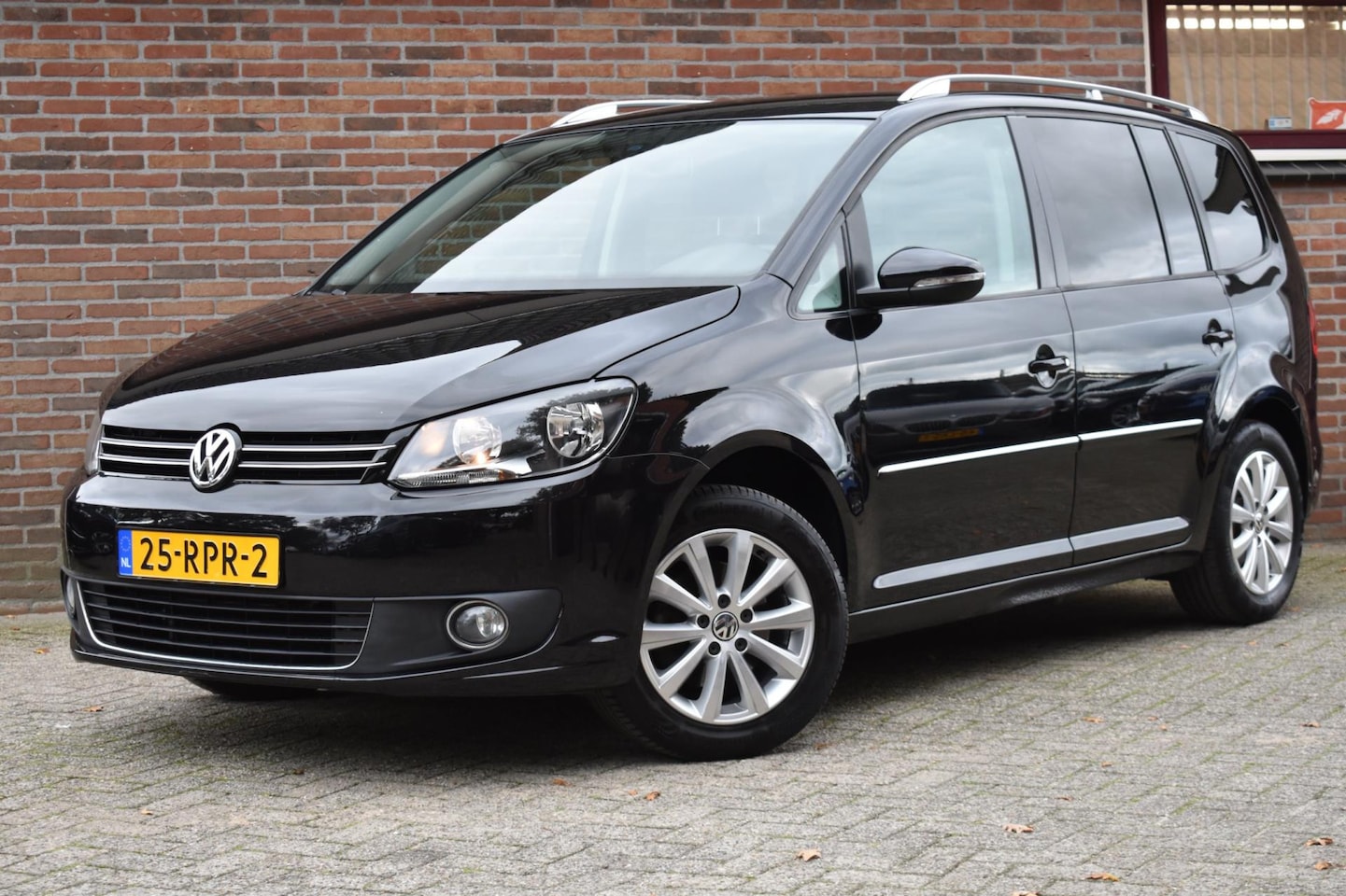 Volkswagen Touran - 1.2 TSI Highline BlueMotion '11 Navi Clima Cruise Inruil mogelijk - AutoWereld.nl