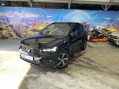 Volvo XC40 - 1.5 T5 Recharge Inscription Pano Leder 360Cam Led