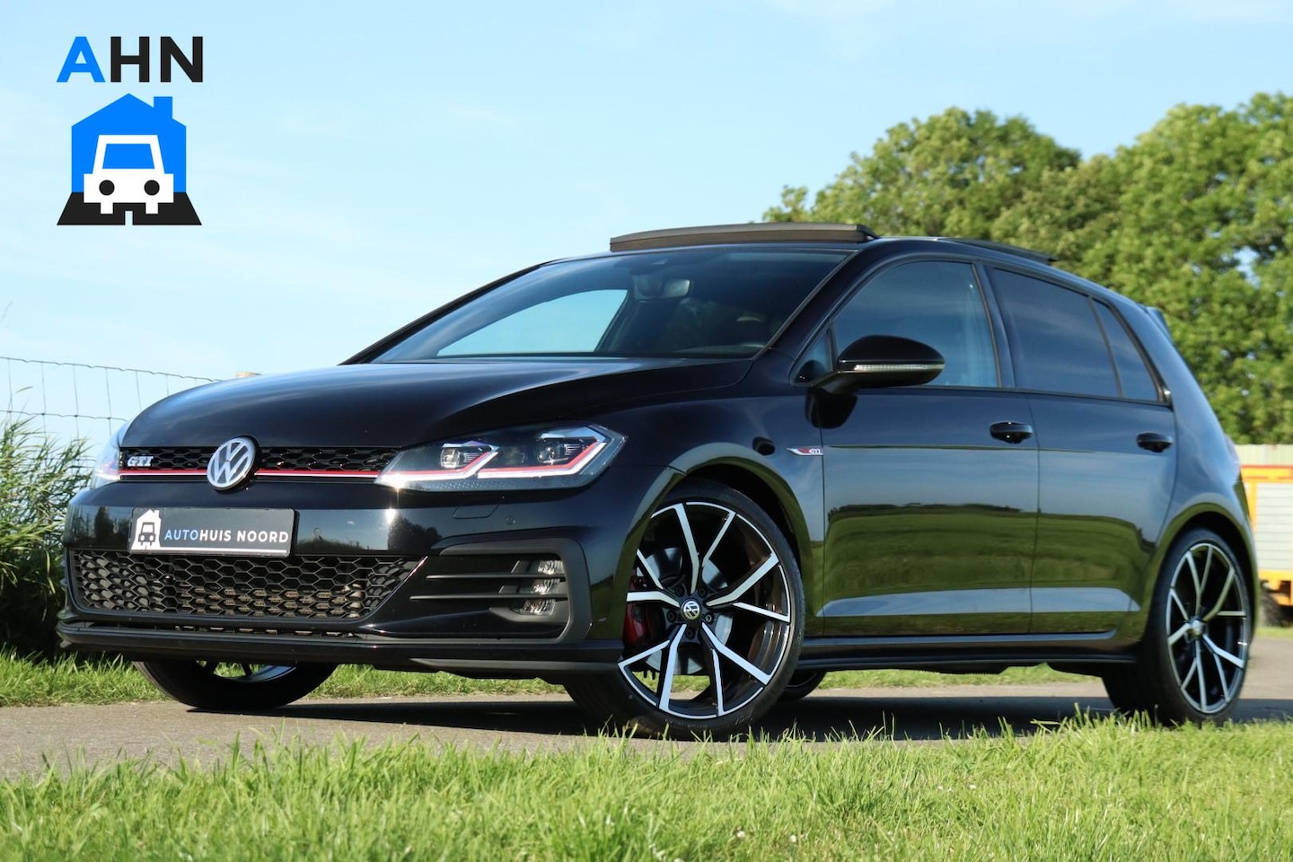 Volkswagen Golf - 7.5 GTI DSG / Vol Opties! / 230PK! / DSG / ACC / Pano / Virtual Cockpit / Camera / Navi / - AutoWereld.nl