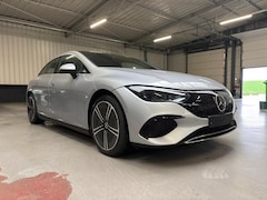 Mercedes-Benz EQE - 300 Business Solution Luxury 89 kWh | Burmester sound | Panoramisch schuif/kanteldak | Pas