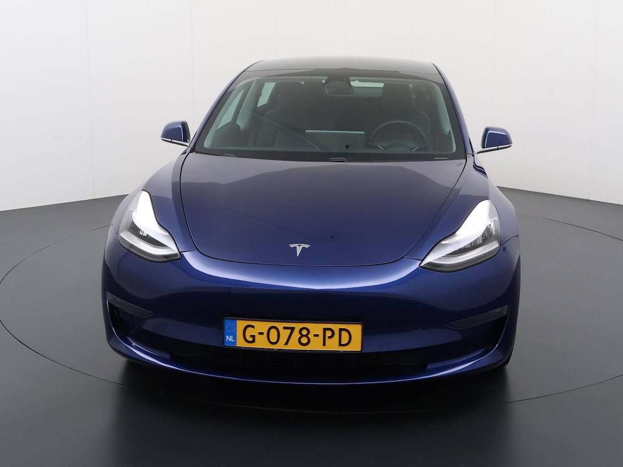 Tesla Model 3 - Long Range RWD Long Range AWD 75 kWh - AutoWereld.nl