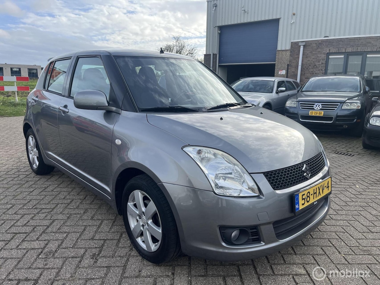 Suzuki Swift - 1.3 Bandit 1.3 Bandit - AutoWereld.nl