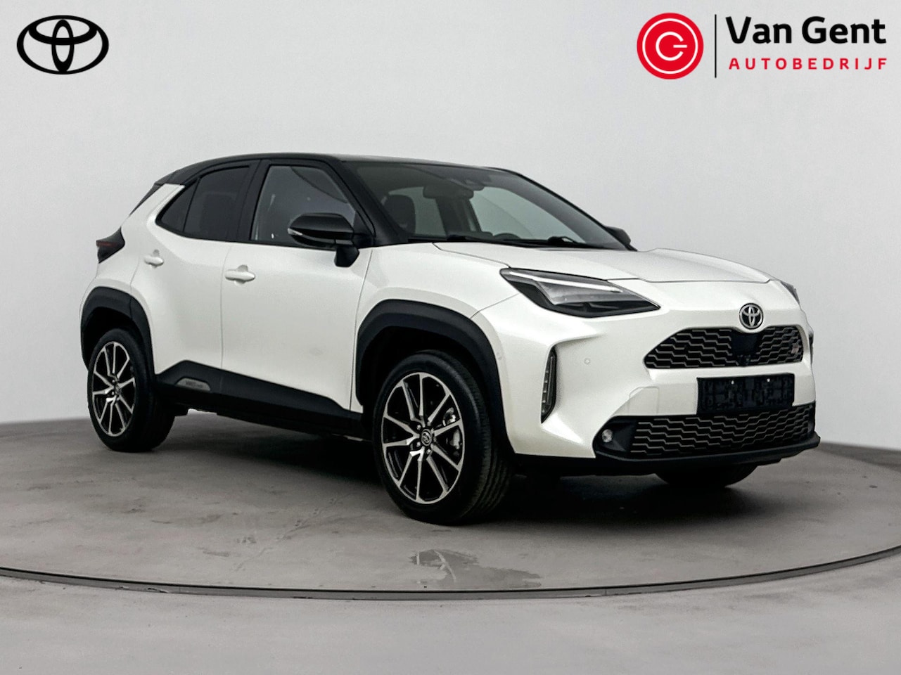 Toyota Yaris Cross - 1.5 Hybrid GR Sport | Dodehoek | JBL |  Head-Up Display | Navigatie | Stoelverwarming | 18 - AutoWereld.nl