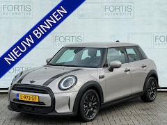 MINI One - 1.5 Business Edition NL AUTO | DEALER ONDERH | UNION JACK | CARPLAY