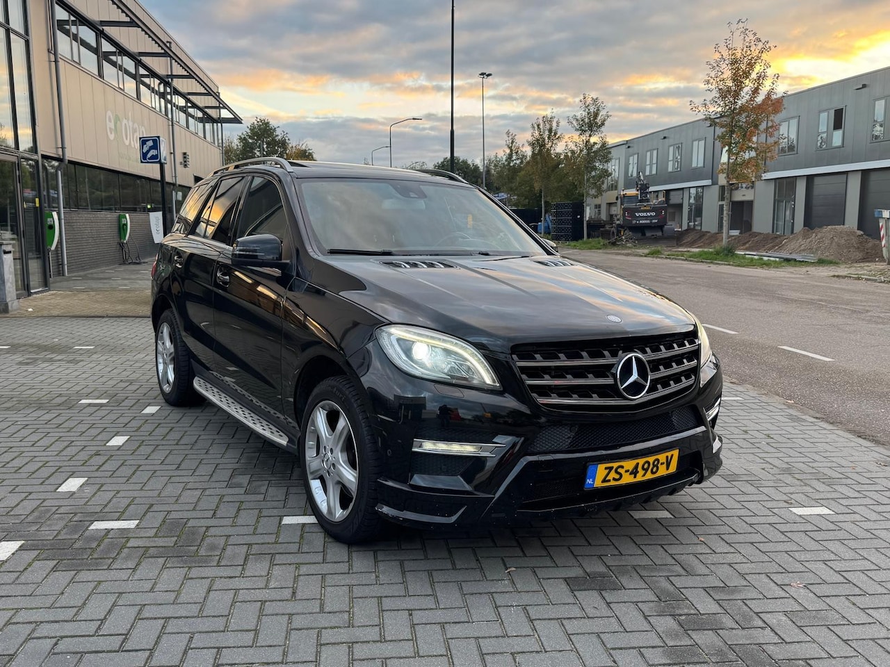 Mercedes-Benz M-klasse - 350 BlueTEC (bj 2013) SDAK/XENON/H&K/VOL! - AutoWereld.nl