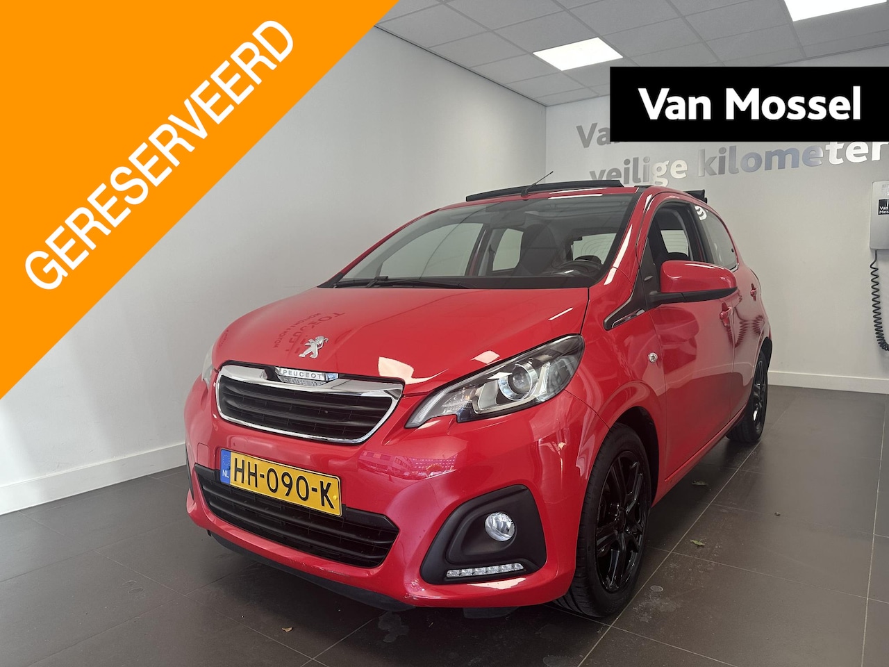 Peugeot 108 - 1.0 e-VTi Active TOP! | Automaat | Airco | Bluetooth | elektrisch vouwdak | lichtmetalen v - AutoWereld.nl