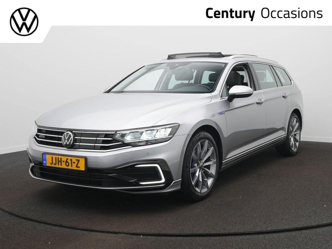 Volkswagen Passat Variant - 1.4 TSI PHEV GTE Business / Panodak / Virtual / Camera / Elek. Trekhaak - AutoWereld.nl