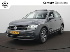 Volkswagen Tiguan - 1.4 TSI eHybrid Life / Panodak / Virtual / Elek. Trekhaak / Massage