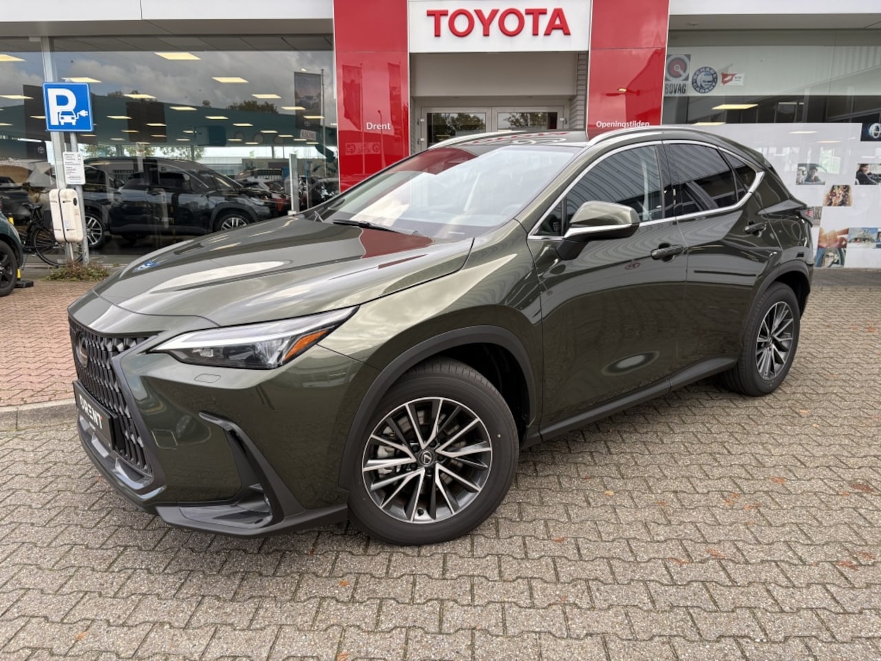 Lexus NX - 450h+ AWD Luxury Line | Trekhaak | Sensoren | Leder | Android Au - AutoWereld.nl