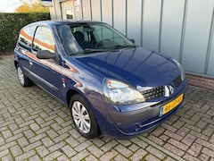 Renault Clio - 1.2-16V Authentique INRUILKOOPJE ZO MEE