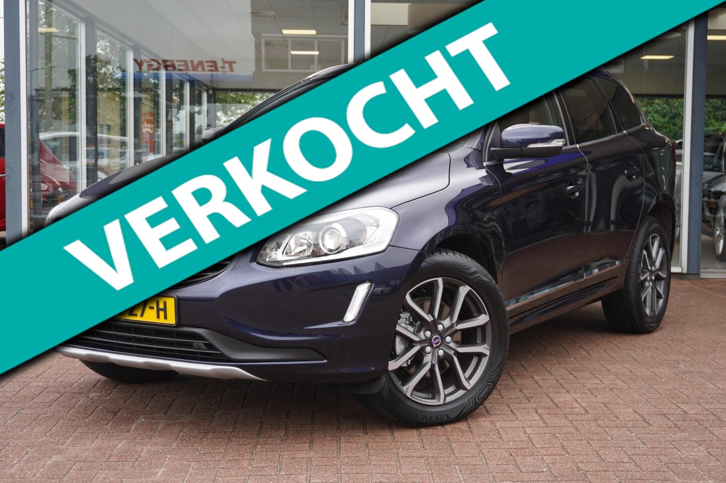 Volvo XC60 - 2.0 D4 FWD Polar+ | Automaat | Panodak | Trekhaak | Leder | 153.000KM | Dealerauto | Elek. - AutoWereld.nl
