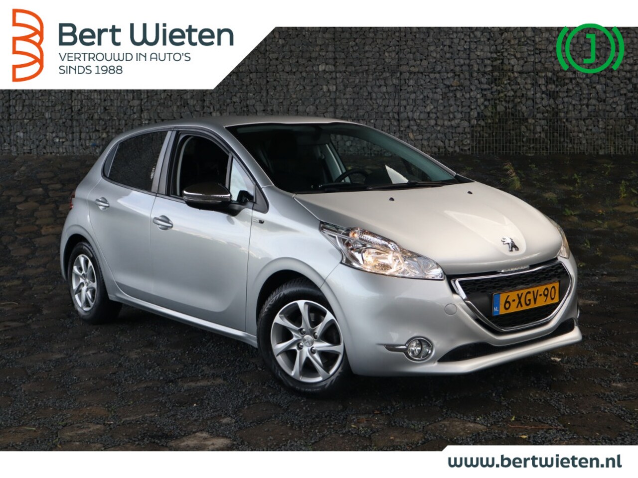 Peugeot 208 - 1.2 PureTech Style | Geen import | Automaat | Navigatie | Cruise - AutoWereld.nl
