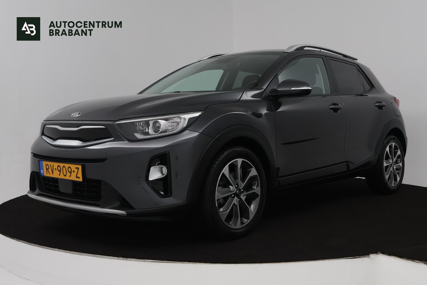 Kia Stonic - 1.0 T-GDi DynamicLine (TREKHAAK, ACHTERUITRIJCAMERA, PARKEERSENSOREN, LANE-ASSIST, CRUISE - AutoWereld.nl