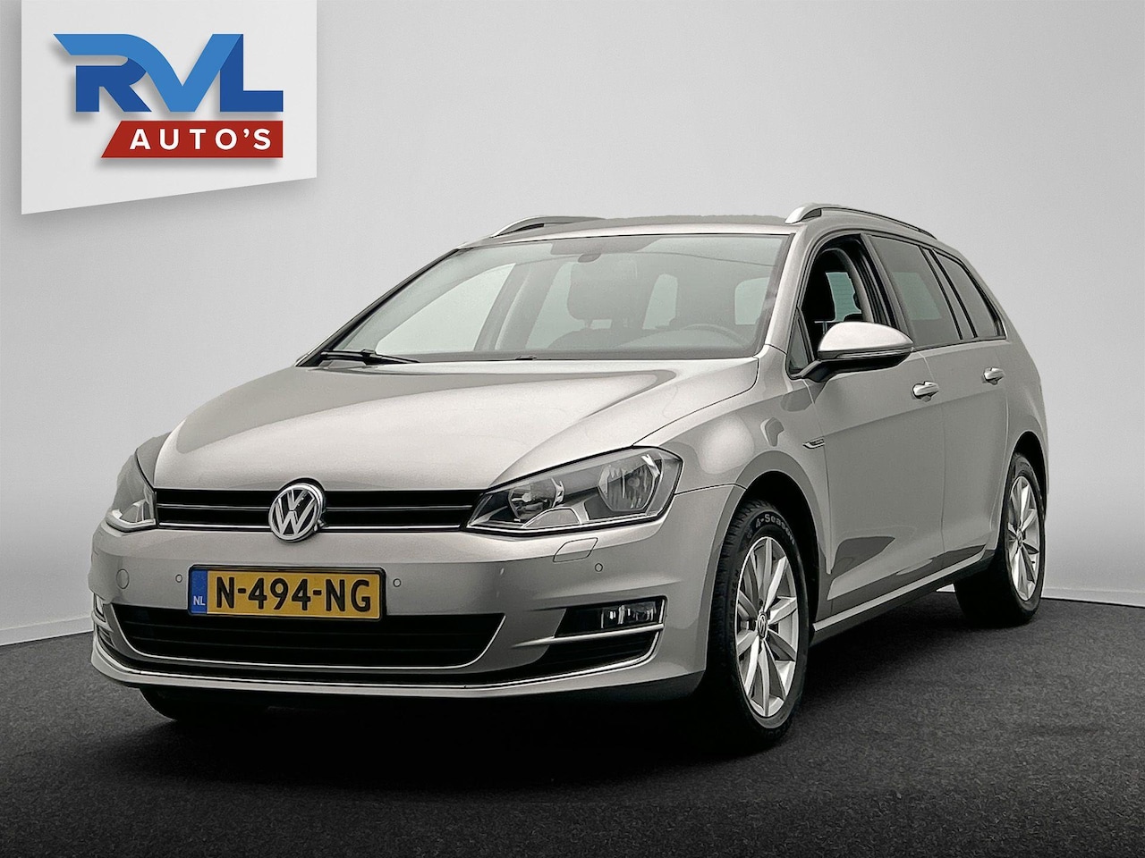 Volkswagen Golf Variant - 1.2 TSI Connected Series Navigatie Climate/control Stoelverwarming - AutoWereld.nl
