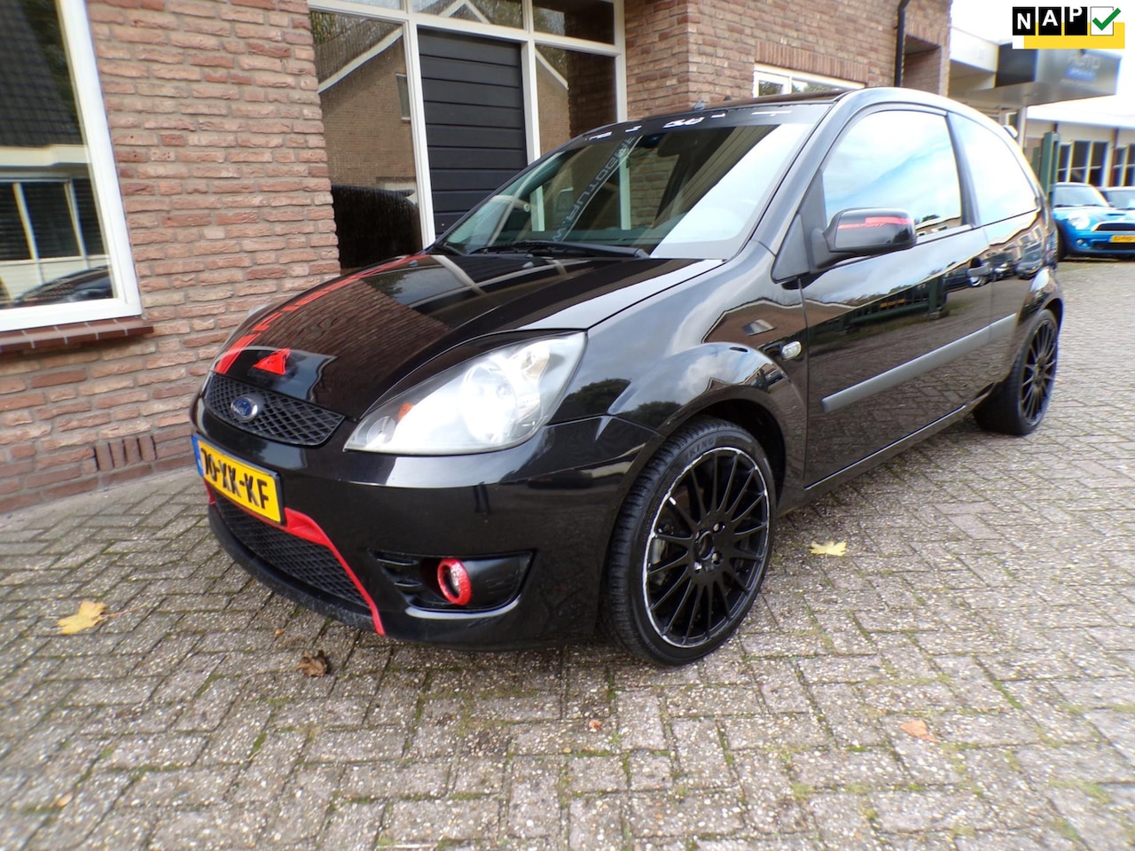 Ford Fiesta - 1.6-16V Rally Edition 1.6-16V Rally Edition - AutoWereld.nl