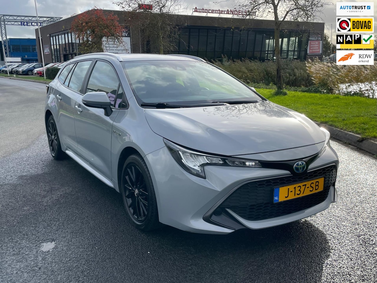 Toyota Corolla Touring Sports - 1.8 Hybrid Business 1.8 Hybrid Business, Aut, Trekhaak, Acc, Cam, Carplay, 1e eig afk, Geen import, Nap, Volle - AutoWereld.nl