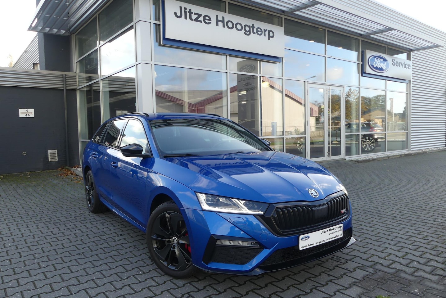 Skoda Octavia Combi - 1.4 TSI iV PHEV RS NAVI,STANDKACHEL,18 INCH,HUD,ADAPTIEVE CRUISE.57109km - AutoWereld.nl