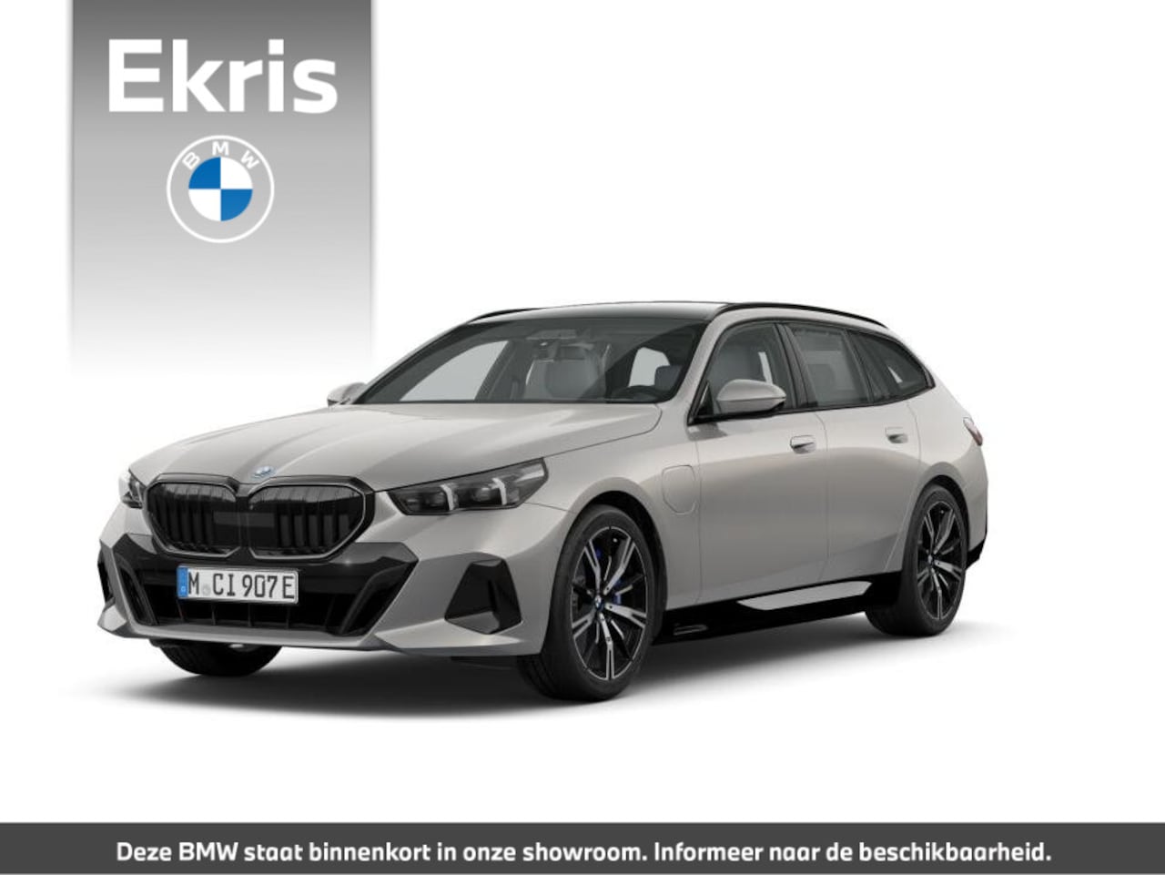 BMW 5-serie Touring - 550e xDrive M Sportpakket Pro | Panoramadak | Bowers & Wilkins | Trekhaak | Comfort Pack | - AutoWereld.nl