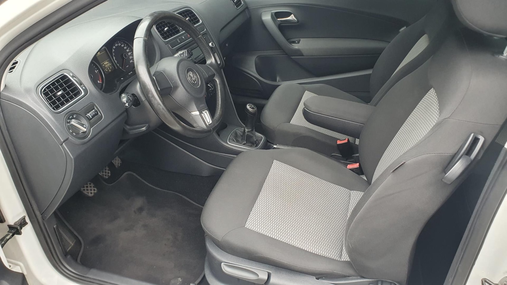 Volkswagen Polo - 1.2 TDI BlueMotion Comfortline 1.2 TDI BlueMotion Comfortline