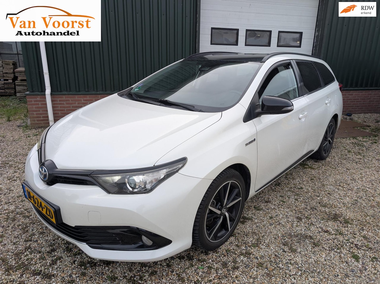 Toyota Auris Touring Sports - 1.8 Hybrid Dynamic camera navigatie - AutoWereld.nl