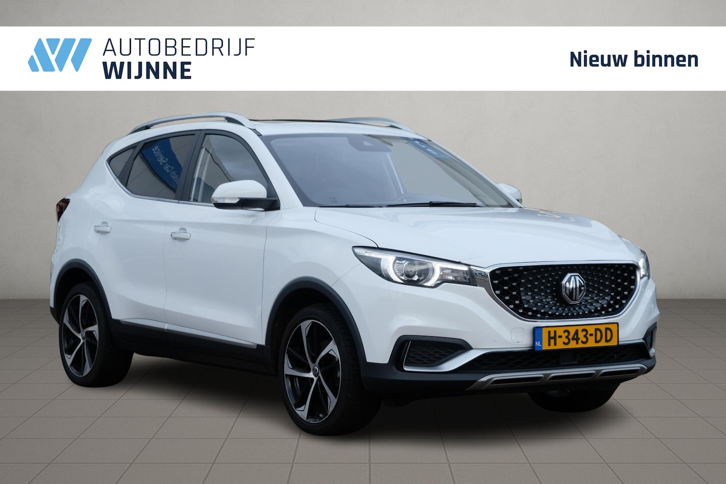 MG ZS - Luxury 45 kWh | Navi | Panoramadak | Camera | Leer | PDC - AutoWereld.nl