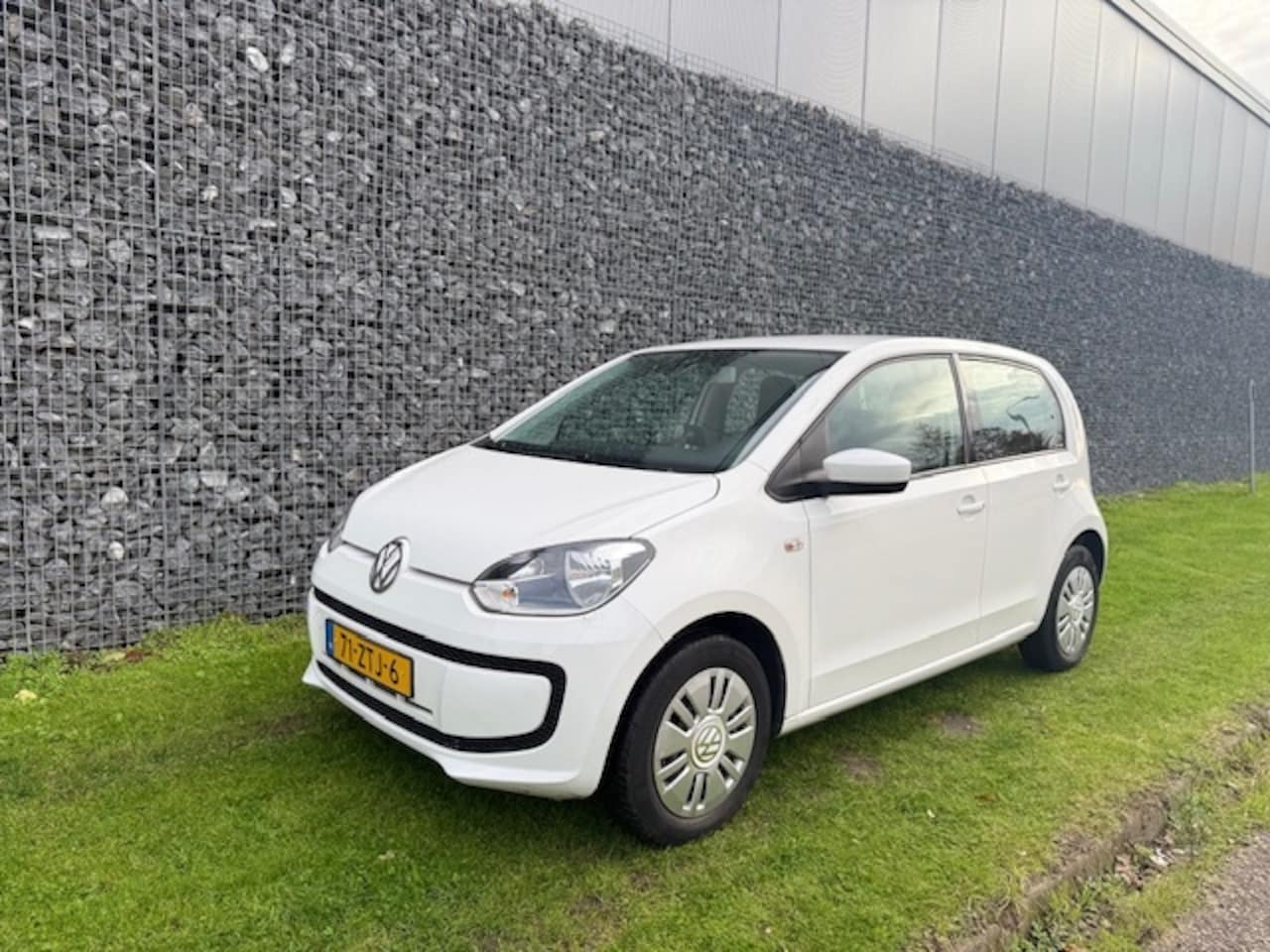 Volkswagen Up! - 1.0 move up! 27000km/AIRCO/AUTOMAAT - AutoWereld.nl