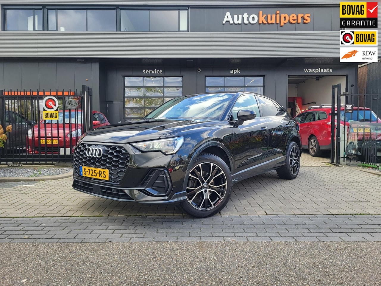 Audi Q3 Sportback - 35 TFSI S Edition | Met digitaal dashboard, navigatie, AppleCarPlay/AndroidAuto, PDC parke - AutoWereld.nl