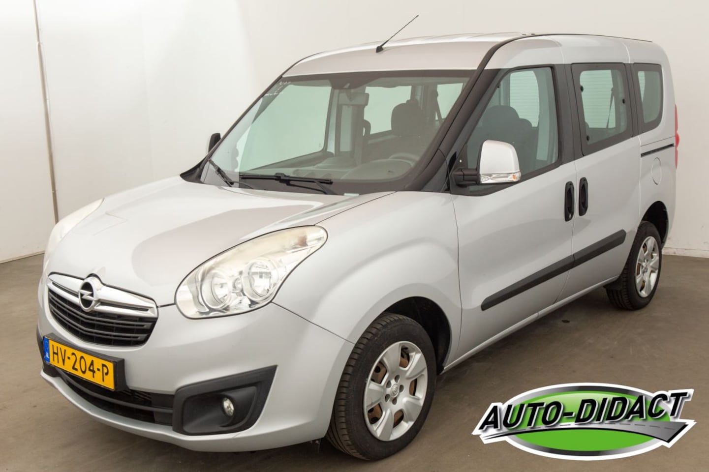 Opel Combo Tour - 1.6 CDTI L1H1 Edition 1.6 CDTI L1H1 Edition - AutoWereld.nl
