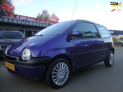 Renault Twingo - 1.2 Epicéa Quickshift 5 ( Automaat )